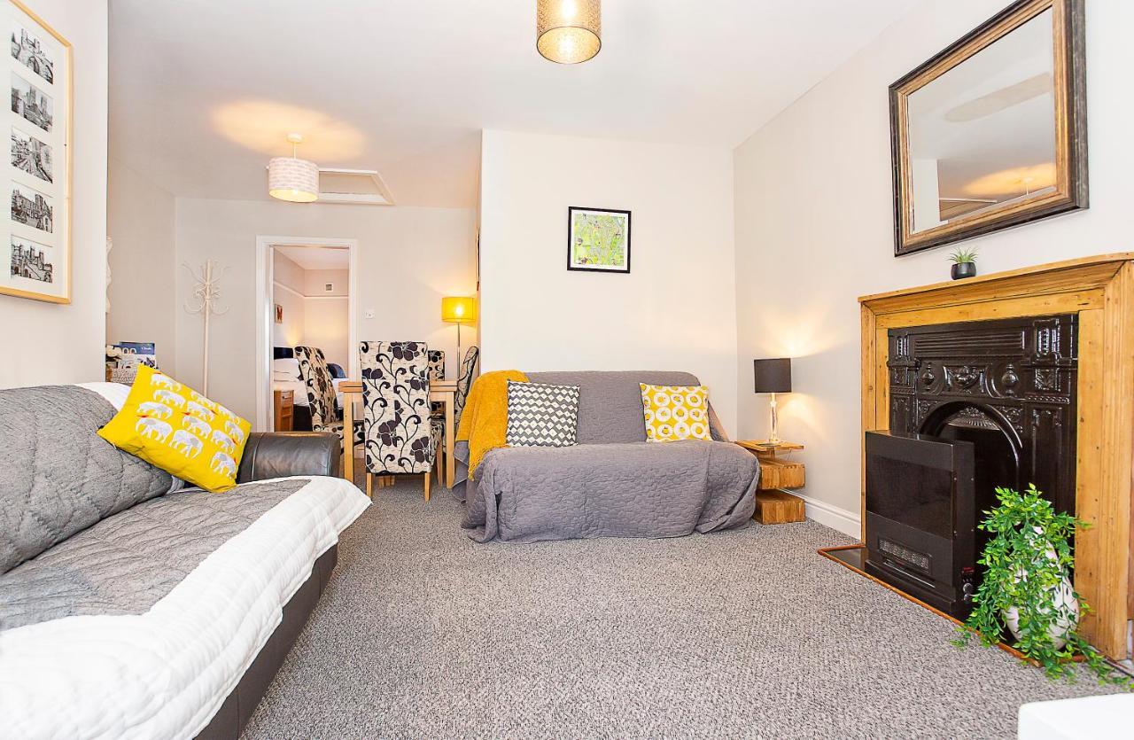Courtyard Apartment Йорк Экстерьер фото